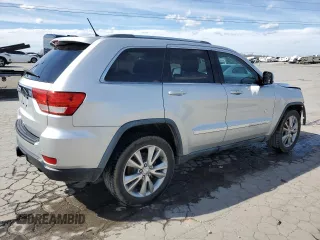 2011 Jeep Grand Cherokee Laredo with VIN 1J4RS4GG5BC646688, listed as a Copart auction lot 49834445 with 122,101 mi miles and Salvage Title. Bid and sale history available at DreamBid. Image 3.