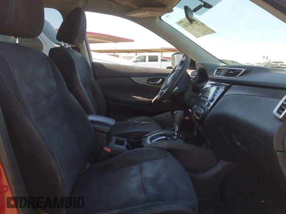 2016 Nissan Rogue SL with VIN 5N1AT2MT6GC899673, listed as a IAAI auction lot 42008141 with 164,669 mi miles and . Bid and sale history available at carsss.com. Image 5.