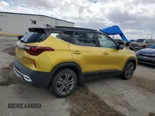2021 Kia Seltos S with VIN KNDEU2AAXM7210552, listed as a Copart auction lot 62323745 with 12,189 mi miles and Salvage title. Bid and sale history available at DreamBid. Image 3.