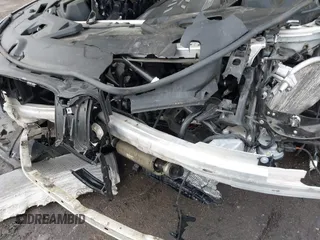 2022 BMW 8 Series M850i with VIN WBAGV8C07NCJ68473, listed as a IAAI auction lot 41153583 with 4,150 mi miles. Bid and sale history available at carsss.com. Image 6.