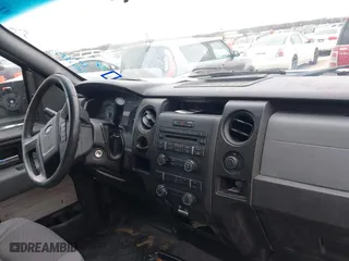 2014 Ford F-150 XL with VIN 1FTMF1CMXEKE52148, listed as a IAAI auction lot 41648885 with 273,189 mi miles. Bid and sale history available at carsss.com. Image 17.