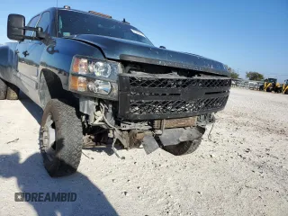 2012 Chevrolet Silverado 3500HD LT with VIN 1GC4K0C85CF194989, listed as a Copart auction lot 80480794 with 251,594 mi miles and Salvage Title. Bid and sale history available at carsss.com. Image 9.