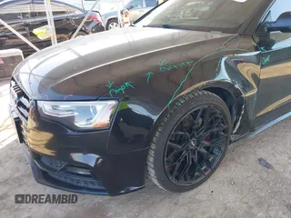 2016 Audi A5 Premium Plus z VIN WAUM2AFR1GA057428, wystawiony jako IAAI lot #41908949 z przebiegiem 103 478 mil mil oraz . Historia ofert i sprzedaży dostępna na DreamBid. Obrazek 6.