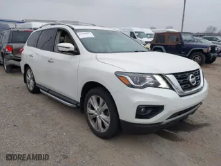 2018 Nissan Pathfinder SV with VIN 5N1DR2MM5JC659204, listed as a IAAI auction lot 41781827 with NaN miles. Bid and sale history available at carsss.com. Image 1.