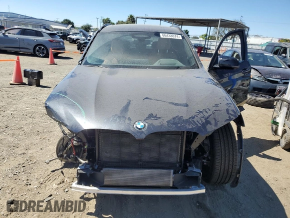2023 BMW X3 M40i with VIN 5UX83DP04P9S02741, listed as a Copart auction lot 66438074 with 13,913 mi miles and Salvage Title. Bid and sale history available at DreamBid. Image 5.