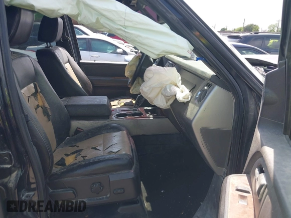 2007 Ford Expedition Max Eddie Bauer с VIN 1FMFK17587LA82723, выставлен на аукционе IAAI как лот 42323116 с пробегом 253 177 миль миль и . История ставок и продаж доступна на DreamBid. Изображение 5.