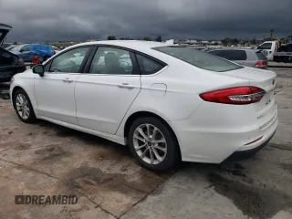 2020 Ford Fusion SE z VIN 3FA6P0LU2LR249589, wystawiony jako Copart lot #48800935 z przebiegiem 50 822 mil mil oraz Szkoda całkowita • Salvage title. Historia ofert i sprzedaży dostępna na DreamBid. Obrazek 2.
