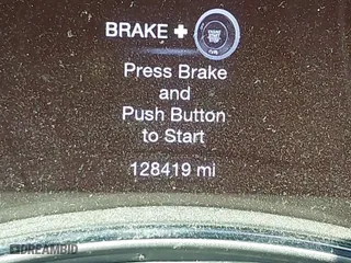 2019 Jeep Grand Cherokee Limited with VIN 1C4RJFBG3KC734697, listed as a IAAI auction lot 41645913 with 128,419 mi miles. Bid and sale history available at carsss.com. Image 15.