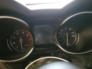 2019 Alfa Romeo Stelvio Ti z VIN ZASPAKBN3K7C29998, wystawiony jako Copart lot #54129185 z przebiegiem Nie podano mil oraz Szkoda całkowita • Salvage title. Historia ofert i sprzedaży dostępna na DreamBid. Obrazek 9.
