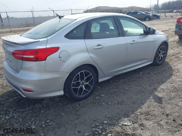 2015 Ford Focus SE with VIN 1FADP3F21FL340939, listed as a IAAI auction lot 41804123 with NaN miles. Bid and sale history available at carsss.com. Image 4.
