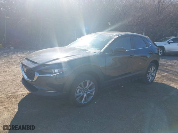 2021 Mazda CX-30 Preferred with VIN 3MVDMBCL8MM261241, listed as a IAAI auction lot 41643014 with 19,759 mi miles. Bid and sale history available at carsss.com. Image 2.