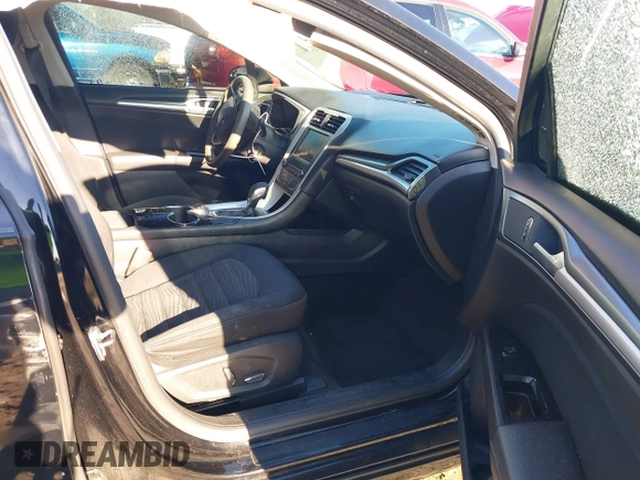 2016 Ford Fusion SE with VIN 1FA6P0H73G5120160, listed as a IAAI auction lot 41405637 with 125,723 mi miles and . Bid and sale history available at carsss.com. Image 5.