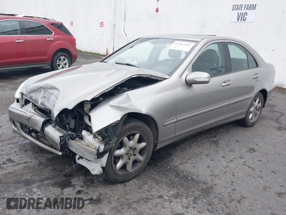 2005 Mercedes-Benz C 240 with VIN WDBRF81J25F609153, listed as a IAAI auction lot 41582984 with 148,546 mi miles and . Bid and sale history available at DreamBid. Image 2.