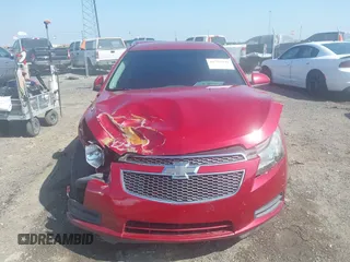 2014 Chevrolet Cruze 1LT z VIN 1G1PC5SB5E7127660, wystawiony jako IAAI lot #41955448 z przebiegiem 163 148 mil mil oraz . Historia ofert i sprzedaży dostępna na DreamBid. Obrazek 12.