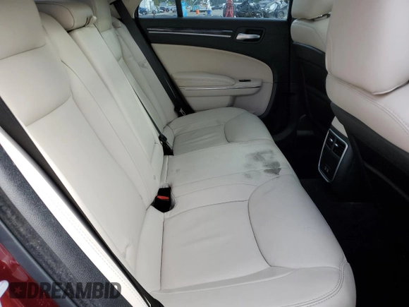 2016 Chrysler 300 Anniversary Edition z VIN 2C3CCAAG9GH278220, wystawiony jako Copart lot #56744645 z przebiegiem 60 889 mil mil oraz Szkoda całkowita • Salvage title. Historia ofert i sprzedaży dostępna na DreamBid. Obrazek 10.