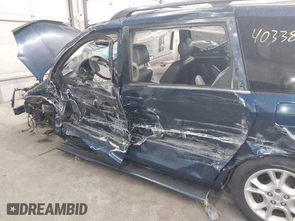 2004 Toyota Sienna XLE with VIN 5TDZA22C04S069314, listed as a IAAI auction lot 40338626 with Not Provided miles and . Bid and sale history available at carsss.com. Image 6.