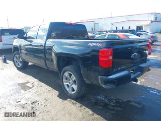 2016 Chevrolet Silverado 1500 Custom with VIN 1GCVKPEC2GZ252169, listed as a IAAI auction lot 41331880 with 163,156 mi miles. Bid and sale history available at carsss.com. Image 3.