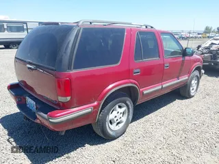 1999 Chevrolet Blazer LS с VIN 1GNDT13W9XK122778, выставлен на аукционе IAAI как лот 42647297 с пробегом 213 088 миль миль и . История ставок и продаж доступна на DreamBid. Изображение 4.