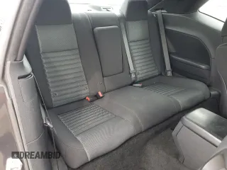 2013 Dodge Challenger R/T z VIN 2C3CDYBT0DH741262, wystawiony jako Copart lot #49185255 z przebiegiem 97 902 mil mil oraz Szkoda całkowita • Salvage title. Historia ofert i sprzedaży dostępna na DreamBid. Obrazek 10.