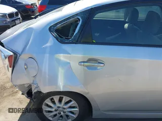 2014 Toyota Prius with VIN JTDKN3DP0E3057534, listed as a IAAI auction lot 42311962 with 109,737 mi miles and . Bid and sale history available at DreamBid. Image 17.