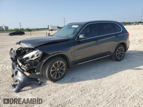 2018 BMW X5 xDrive35i with VIN 5UXKR0C56JL073040, listed as a Copart auction lot 51483765 with 77,189 mi miles and Clean Title. Bid and sale history available at carsss.com. Image 1.
