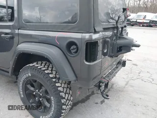 2021 Jeep Wrangler Unlimited Sport S with VIN 1C4HJXDN9MW822281, listed as a IAAI auction lot 41163183 with 23,665 mi miles and . Bid and sale history available at DreamBid. Image 18.
