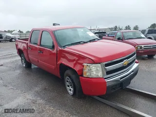 2010 Chevrolet Silverado 1500 LT with VIN 3GCRCSEA8AG127717, listed as a IAAI auction lot 41820169 with 163,431 mi miles. Bid and sale history available at carsss.com. Image 1.
