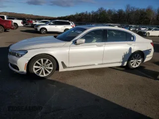 2019 BMW 7 Series 740i xDrive with VIN WBA7E4C53KGV28864, listed as a Copart auction lot 86351454 with 85,782 mi miles and Salvage Title. Bid and sale history available at carsss.com. Image 1.