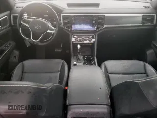 2020 Volkswagen Atlas SEL z VIN 1V2ME2CAXLC232299, wystawiony jako Copart lot #57298205 z przebiegiem 55 151 mil mil oraz Szkoda całkowita • Salvage title. Historia ofert i sprzedaży dostępna na DreamBid. Obrazek 8.