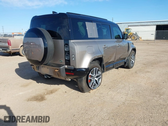 2023 Land Rover Defender X с VIN SALEX7EU1P2148879, выставлен на аукционе IAAI как лот 41770581 с пробегом 32 831 миль миль и . История ставок и продаж доступна на DreamBid. Изображение 4.