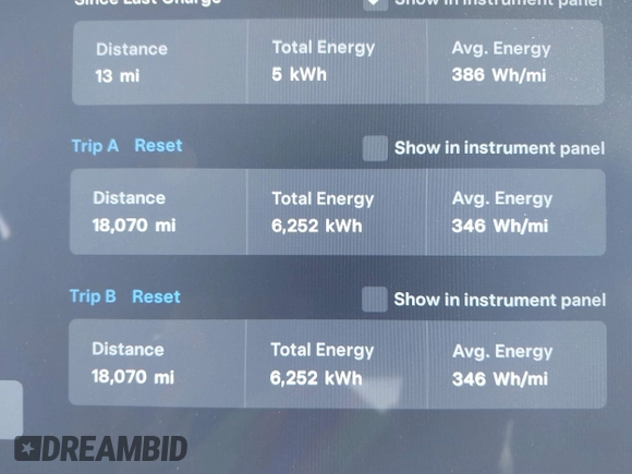 2012 Tesla Model S Performance with VIN 5YJSA1DP7CFS01032, listed as a IAAI auction lot 41423925 with 18,070 mi miles. Bid and sale history available at carsss.com. Image 15.