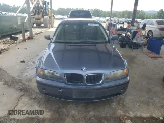2005 BMW 3 Series 325i with VIN WBAEV33415KX10041, listed as a Copart auction lot 61673545 with 117,294 mi miles and Salvage title. Bid and sale history available at DreamBid. Image 5.