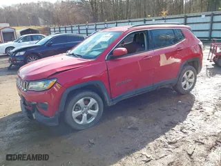 2018 Jeep Compass Latitude with VIN 3C4NJDBB3JT249146, listed as a IAAI auction lot 41208876 with NaN miles. Bid and sale history available at carsss.com. Image 17.