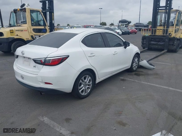 2016 Scion iA with VIN 3MYDLBZV3GY140712, listed as a IAAI auction lot 41900496 with 95,616 mi miles. Bid and sale history available at carsss.com. Image 4.