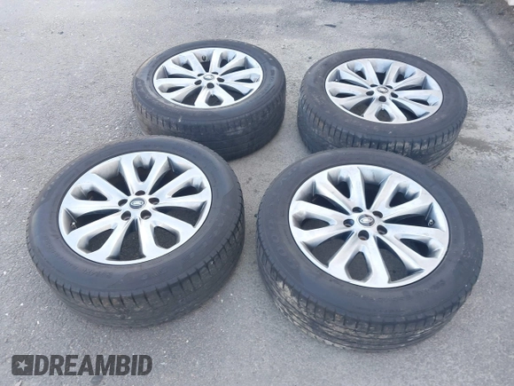 2012 Land Rover Range Rover HSE Lux z VIN SALMF1D43CA382244, wystawiony jako IAAI lot #41256574 z przebiegiem 158 076 mil mil oraz . Historia ofert i sprzedaży dostępna na DreamBid. Obrazek 11.