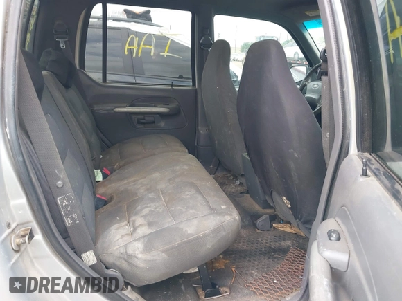 2002 Ford Explorer Sport Trac Value z VIN 1FMZU67E02UB39679, wystawiony jako IAAI lot #42067042 z przebiegiem 237 171 mil mil oraz . Historia ofert i sprzedaży dostępna na DreamBid. Obrazek 8.