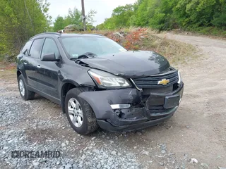 2015 Chevrolet Traverse LS z VIN 1GNKVFED2FJ133054, wystawiony jako IAAI lot #42252164 z przebiegiem 72 981 mil mil oraz . Historia ofert i sprzedaży dostępna na DreamBid. Obrazek 1.