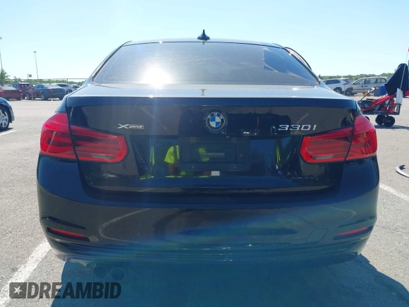 2018 BMW 3 Series 330i xDrive with VIN WBA8D9G5XJNU67750, listed as a IAAI auction lot 42291752 with 146,716 mi miles and . Bid and sale history available at DreamBid. Image 16.