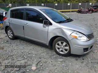 2011 Nissan Versa 1.8 S with VIN 3N1BC1CP2BL429874, listed as a Copart auction lot 70429314 with 136,531 mi miles and Salvage Title. Bid and sale history available at carsss.com. Image 4.