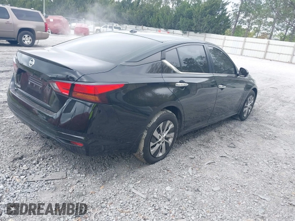 2020 Nissan Altima 2.5 S with VIN 1N4BL4BV5LC147004, listed as a IAAI auction lot 41929534 with 67,157 mi miles. Bid and sale history available at carsss.com. Image 4.