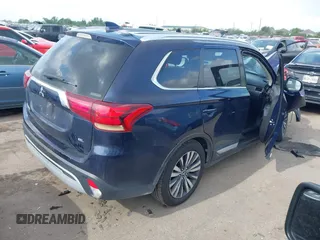 2020 Mitsubishi Outlander ES z VIN JA4AZ3A39LZ042844, wystawiony jako IAAI lot #42162960 z przebiegiem 71 126 mil mil oraz . Historia ofert i sprzedaży dostępna na DreamBid. Obrazek 4.