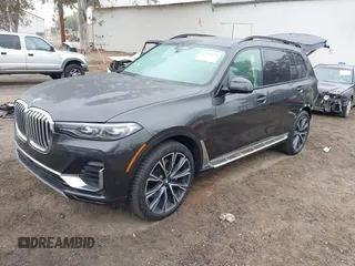 2021 BMW X7 xDrive40i z VIN 5UXCW2C02M9D83199, wystawiony jako IAAI lot #41556053 z przebiegiem 38 926 mil mil oraz . Historia ofert i sprzedaży dostępna na DreamBid. Obrazek 18.