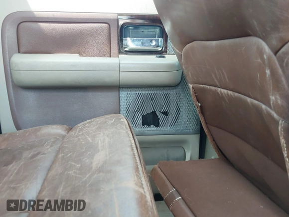 2008 Ford F-150 XLT z VIN 1FTPW12V98KC12486, wystawiony jako IAAI lot #42684235 z przebiegiem Nie podano mil oraz . Historia ofert i sprzedaży dostępna na DreamBid. Obrazek 20.
