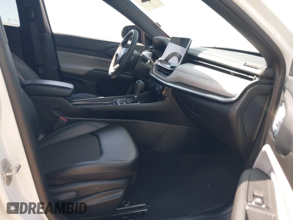 2024 Jeep Compass Latitude with VIN 3C4NJDBN4RT116966, listed as a IAAI auction lot 42562326 with 32,436 mi miles and . Bid and sale history available at DreamBid. Image 5.