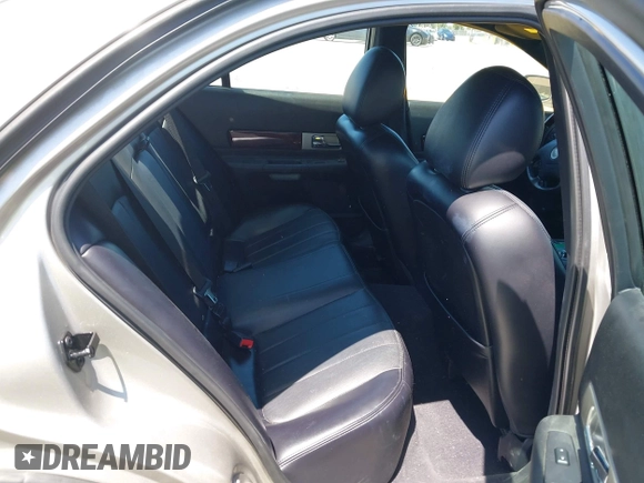 2006 Lincoln LS Sport z VIN 1LNFM87A16Y625511, wystawiony jako IAAI lot #42398600 z przebiegiem 91 964 mil mil oraz . Historia ofert i sprzedaży dostępna na DreamBid. Obrazek 8.
