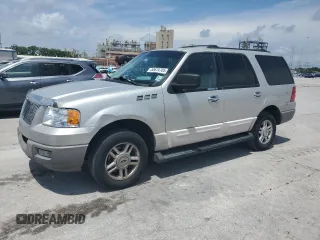 2003 Ford Expedition Special Service z VIN 1FMRU15WX3LB84649, wystawiony jako Copart lot #53674705 z przebiegiem 300 012 mil mil oraz Szkody całkowita. Historia ofert i sprzedaży dostępna na DreamBid. Obrazek 1.