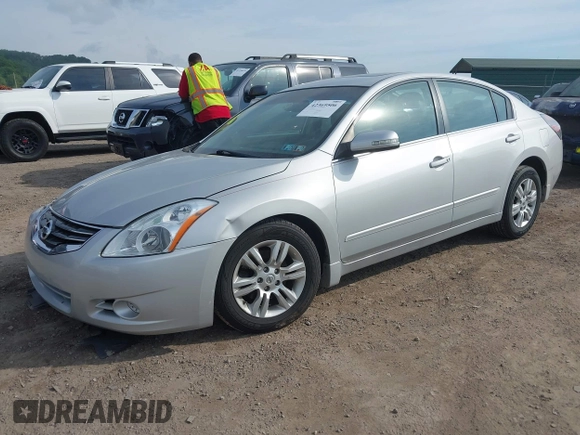 2012 Nissan Altima S z VIN 1N4AL2AP5CN455281, wystawiony jako IAAI lot #42369506 z przebiegiem 69 440 mil mil oraz . Historia ofert i sprzedaży dostępna na DreamBid. Obrazek 2.
