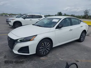 2025 Nissan Altima SV with VIN 1N4BL4DW9SN354116, listed as a IAAI auction lot 41757622 with 3,013 mi miles and . Bid and sale history available at DreamBid. Image 18.