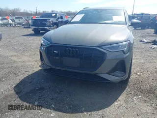 2022 Audi e-tron Chronos with VIN WA1VABGEXNB024392, listed as a IAAI auction lot 41828384 with 35,637 mi miles. Bid and sale history available at carsss.com. Image 13.