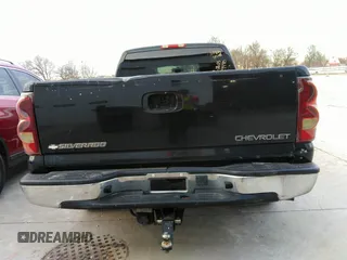 2003 Chevrolet Silverado 1500 LS with VIN 1GCEC19T93Z189490, listed as a IAAI auction lot 41449025 with 165,476 mi miles and . Bid and sale history available at DreamBid. Image 12.